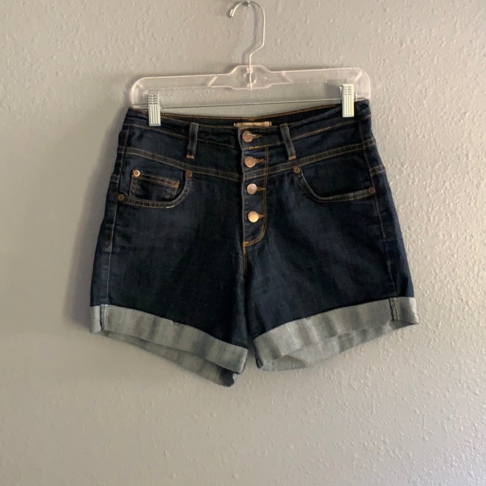 Judy Blue | Women’s Sz M (6/8) Dark Denim Stretch Button Fly HiRise Shorts